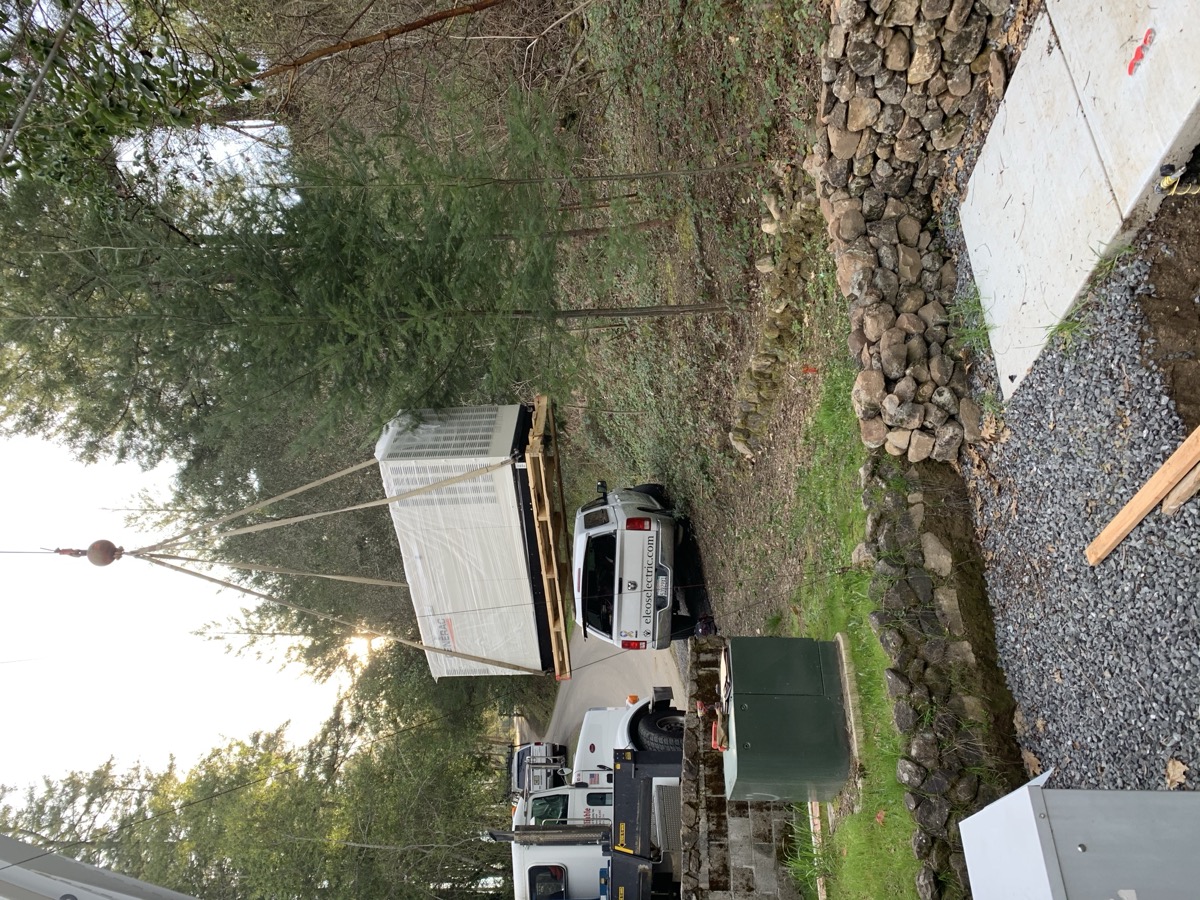 100kW liquid-cooled commercial generator installation